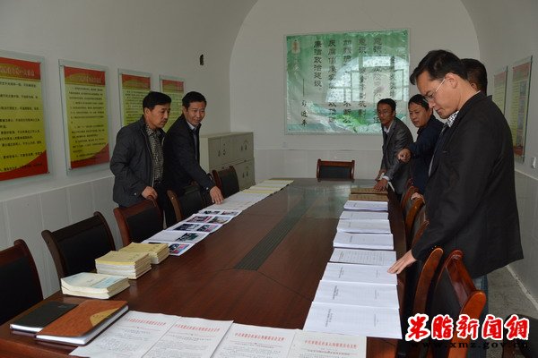 ʯ����������ʾ������������ĸ���ϡ�