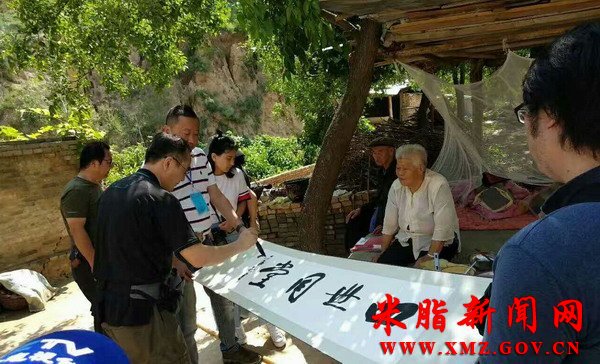 ���н�ͬ�У������ҷ����黭��ο����ҹ������������