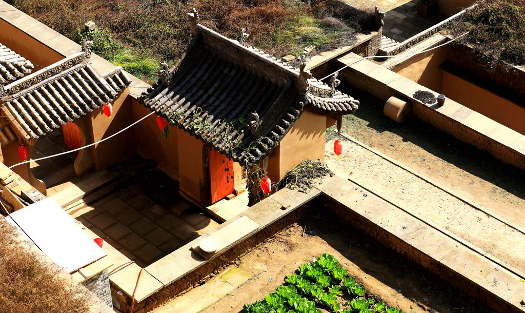 ������ɫ�续